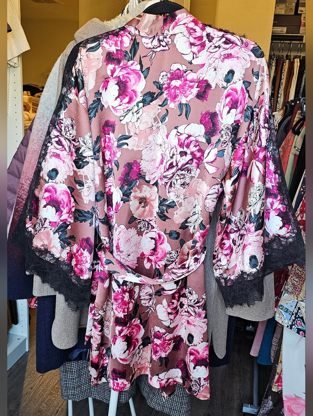 Victoria's Secret Floral Print Robe with Black Lace Trim. Size S/XS - Picture 6 of 6
